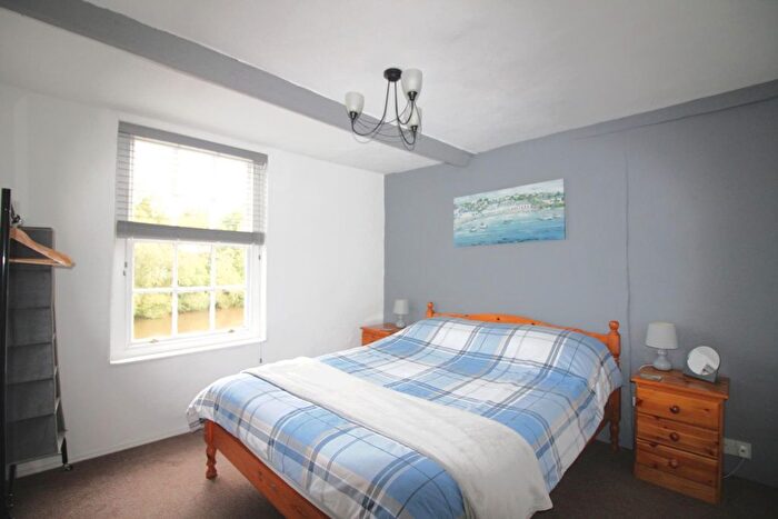 3 Bedroom Terraced House For Sale In Severn Side North, Bewdley, DY12