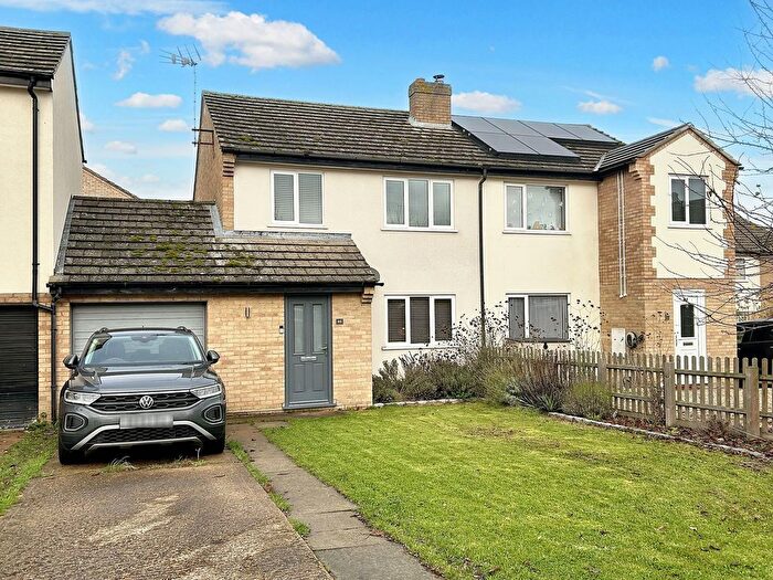 3 Bedroom Semi-Detached House For Sale In Bellairs, Sutton, CB6