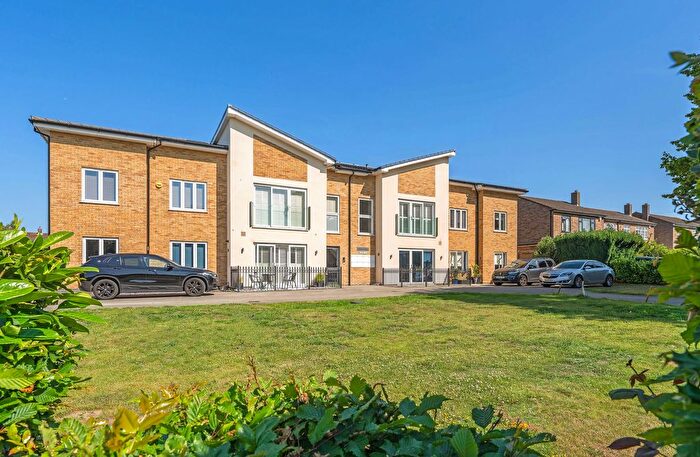2 Bedroom Flat For Sale In Orchard Way, Braeburn House, CR0