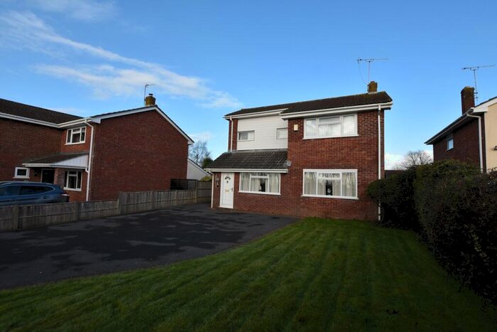 3 Bedroom Detached House To Rent In Engine Lane, Nailsea, Bristol, BS48