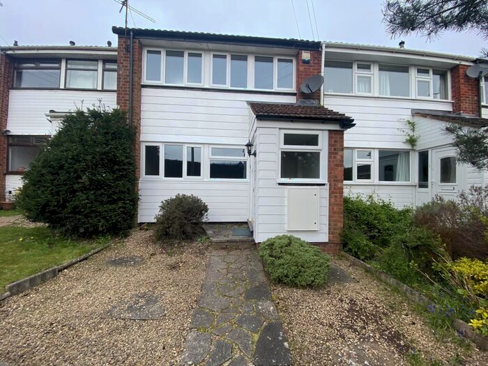 3 Bedroom House To Rent In Larkhill Road, Stourbridge, DY8