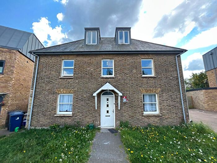 5 Bedroom Detached House To Rent In Southall, UB2