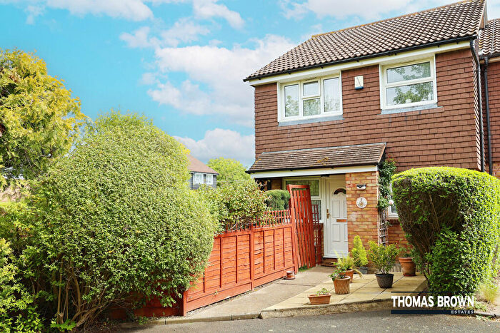 1 Bedroom End Of Terrace House For Sale In Brantwood Way, Orpington, BR5