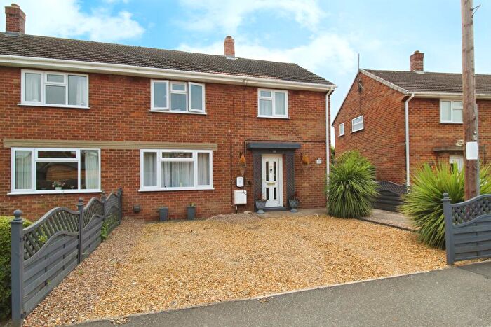 3 Bedroom Semi-Detached House For Sale In Lowgate Avenue, Bicker, PE20