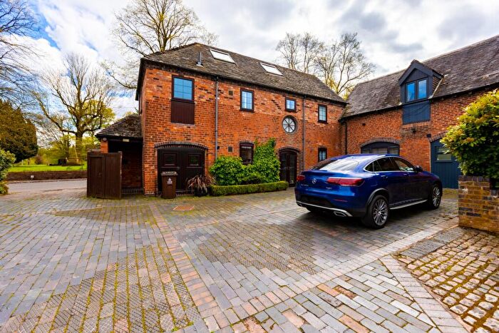 1 Bedroom Barn Conversion To Rent In Chapel Lane, Great Barr, Birmingham, B43