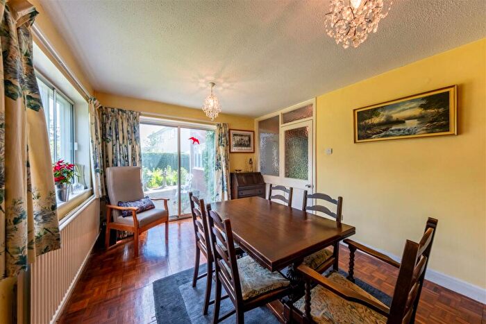 4 Bedroom Detached House For Sale In The Coppice, Cuddington, Northwich, CW8