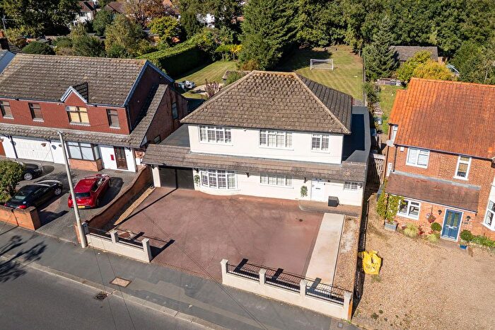 4 Bedroom Detached House For Sale In Old Hale Way, Hitchin, SG5