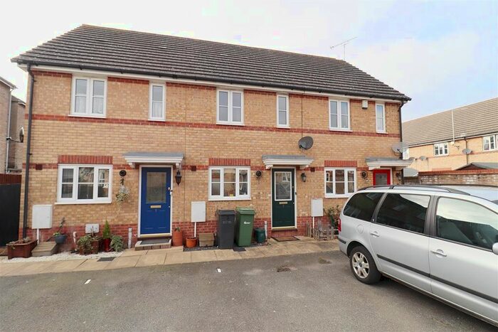 2 Bedroom Terraced House To Rent In Nichols Grove, Braintree CM7