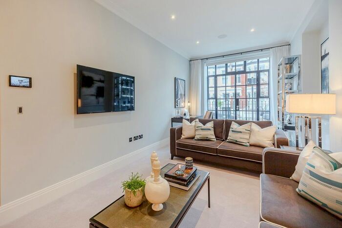 2 Bedroom Flat To Rent In Rainville Road, London, W6
