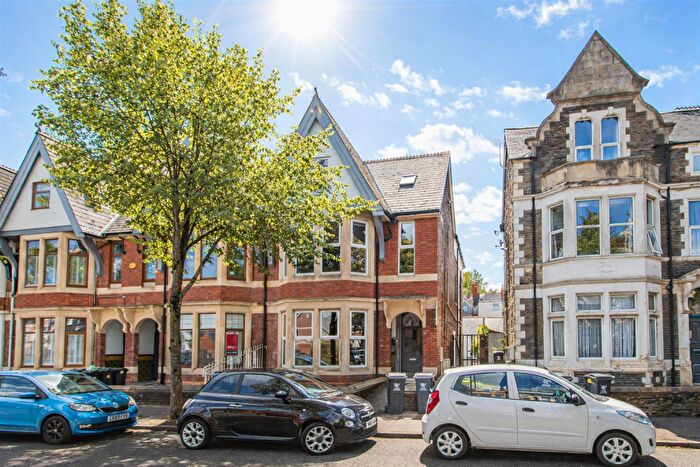 2 Bedroom Flat For Sale In Marlborough Road, Penylan, CF23