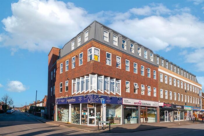 1 Bedroom Flat For Sale In Lumley Road, Horley, RH6