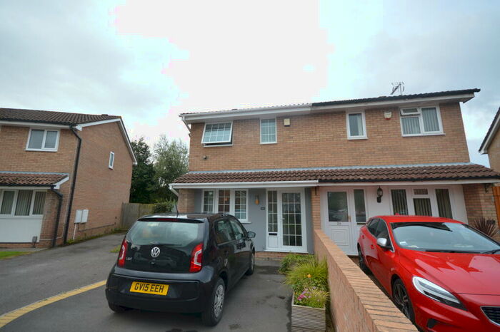 3 Bedroom Semi-Detached House To Rent In Glenrise Close, St. Mellons, Cardiff, CF3