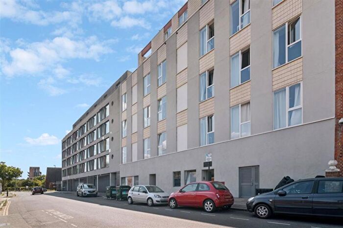2 Bedroom Flat To Rent In Arklow Road, New Cross, SE14