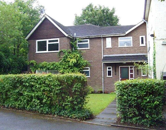 2 Bedroom Apartment To Rent In Ivy Mews, Didsbury, Manchester, M20