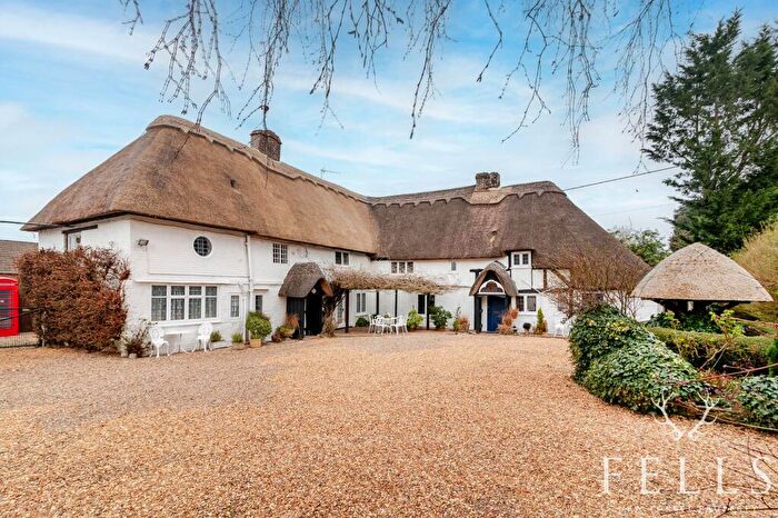 6 Bedroom Character Property For Sale In Burgate, Fordingbridge, SP6