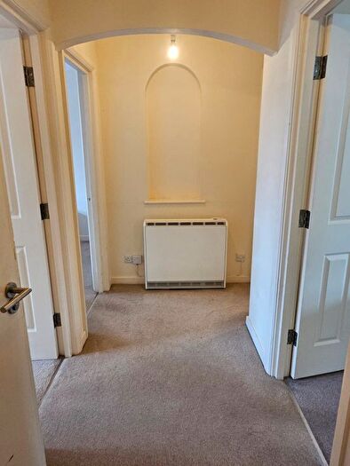 2 Bedroom Flat To Rent In Wilbraham Road, Manchester, M14