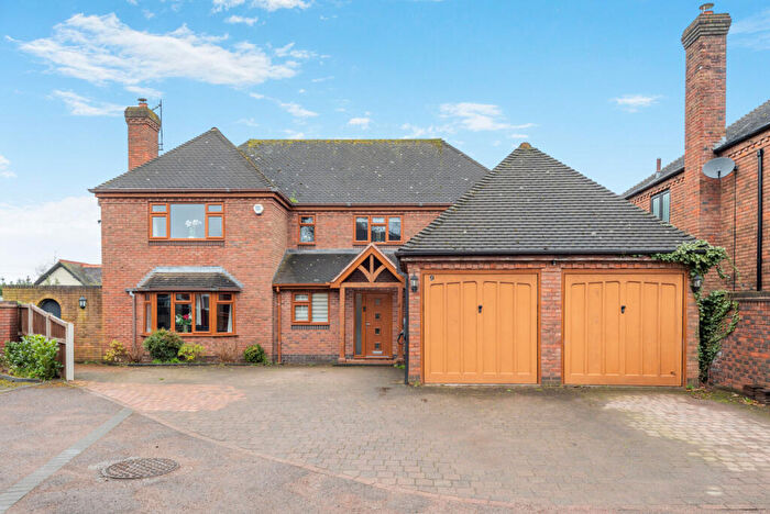 4 Bedroom Detached House For Sale In Kenderdine Close, Bednall Stafford, ST17