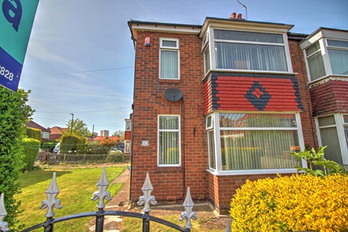 2 Bedroom Semi-Detached House For Sale In Druridge Drive, Newcastle Upon Tyne, NE5