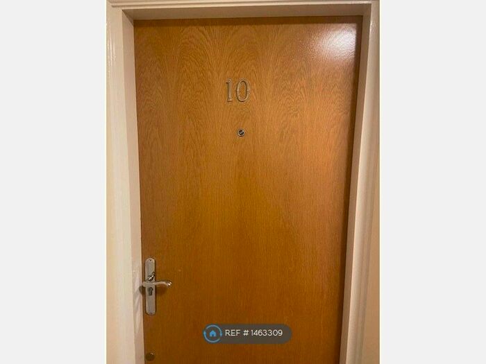 2 Bedroom Flat To Rent In The Gatehouse, Nantwich, CW5