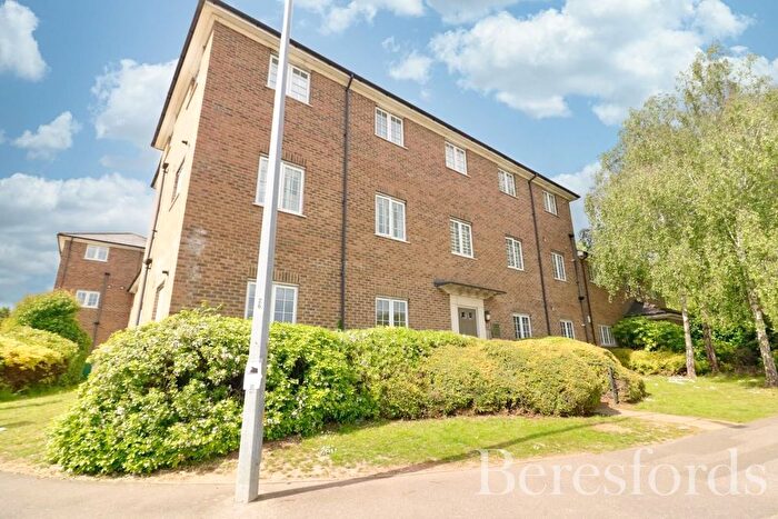 2 Bedroom Flat For Sale In Panfield Lane, Braintree, CM7