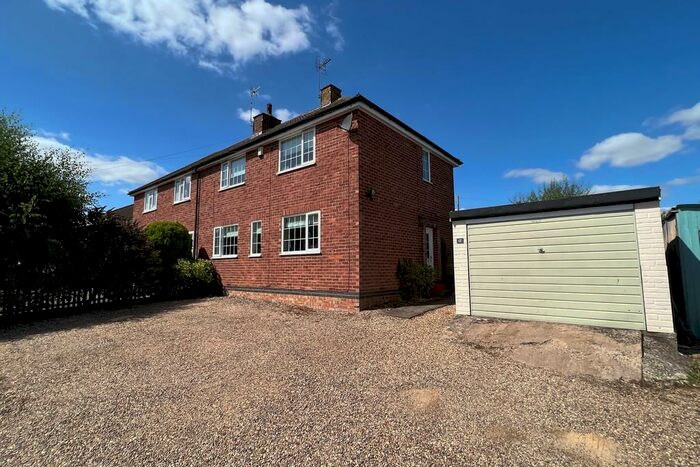 3 Bedroom Semi-Detached House For Sale In King Street, Twyford, LE14