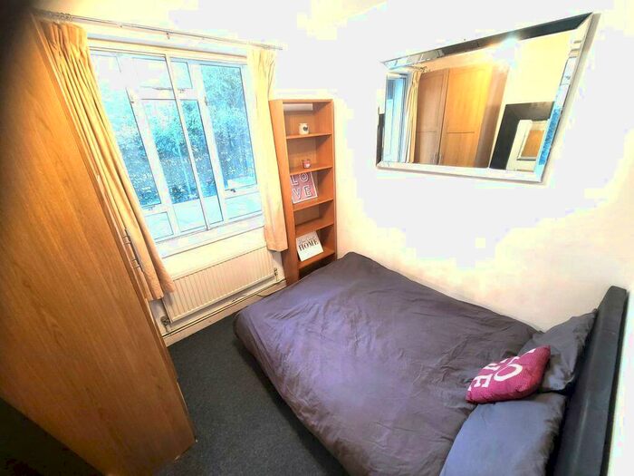 1 Bedroom Property To Rent In Kings Road, London, SW10