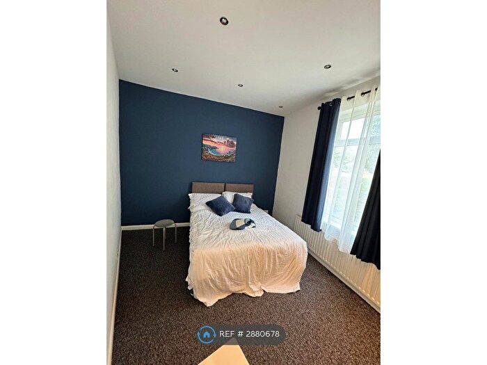 1 Bedroom Flat To Rent In Stanhope Road, South Shields, NE33