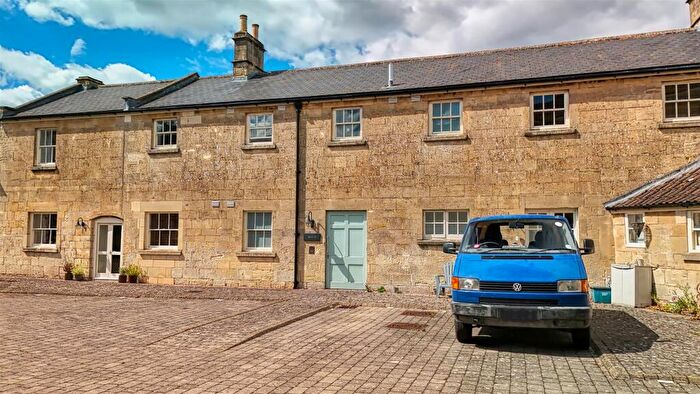 2 Bedroom Apartment For Sale In Kempthorne Lane, Bath, BA2