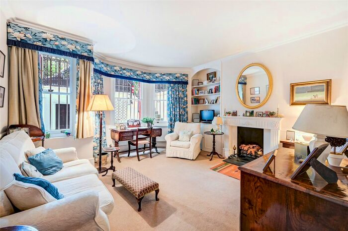1 Bedroom Flat To Rent In Bramham Gardens, South Kensington, London, SW5