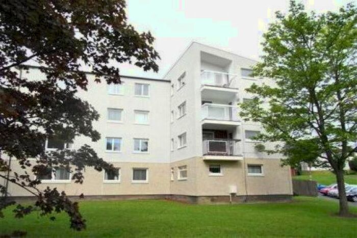 2 Bedroom Flat To Rent In Loch Meadie, Glasgow, G74