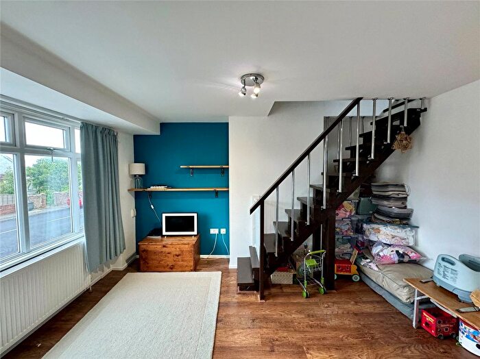 2 Bedroom Maisonette To Rent In Penhill Road, Lancing, West Sussex, BN15