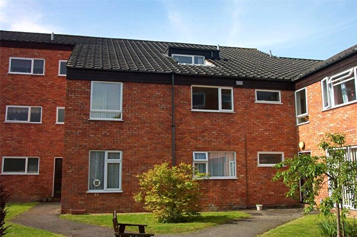 2 Bedroom Flat To Rent In Berkley Court, Mill Lane, Berkhamsted, HP4