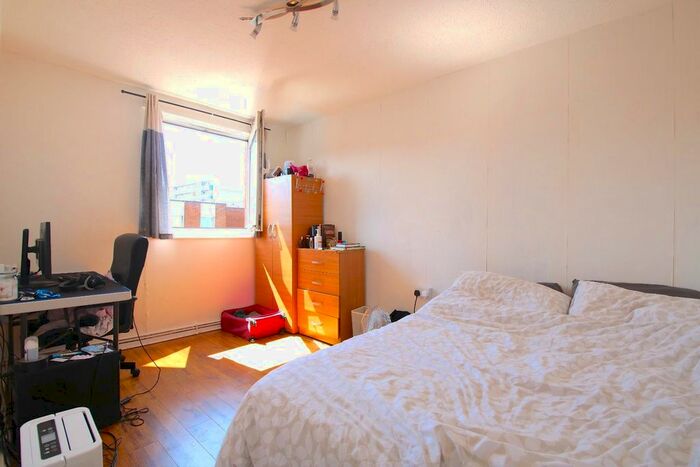 4 Bedroom Flat To Rent In Gernon Road, London, E3
