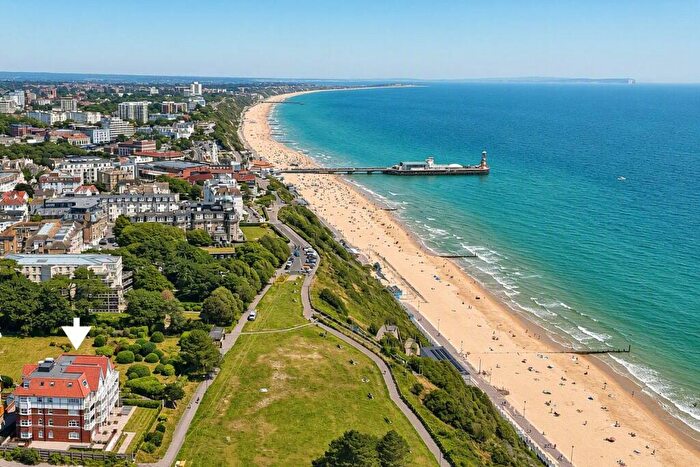 2 Bedroom Apartment For Sale In West Cliff Gardens, Bournemouth, Dorset, BH2