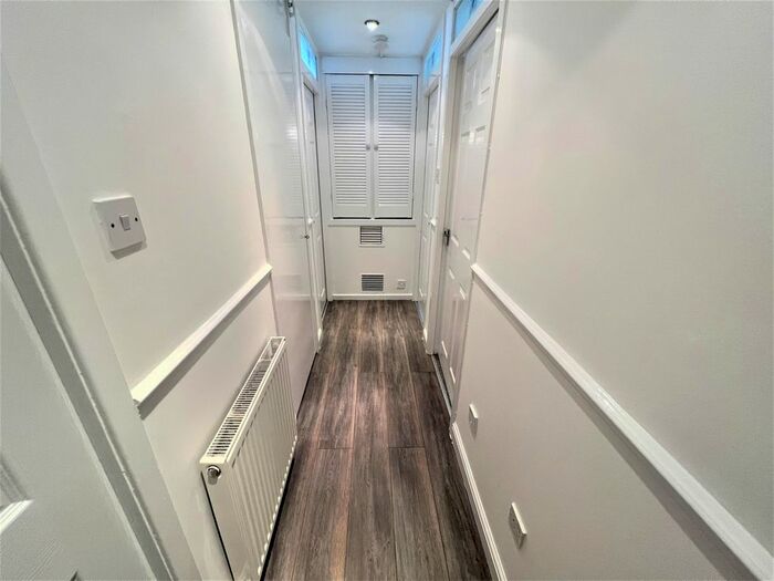 1 Bedroom Flat To Rent In Easdale, St Leondards, East Kilbride, G74