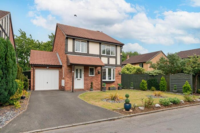 4 Bedroom Detached House For Sale In Hanson Road, Abingdon, OX14