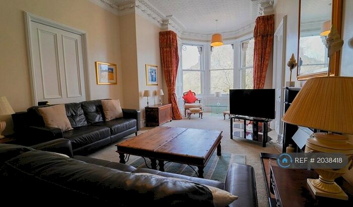 3 Bedroom Flat To Rent In Castle Terrace, Edinburgh, EH1