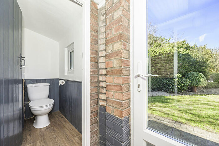 2 Bedroom Detached Bungalow For Sale In London Road South, Lowestoft, NR33