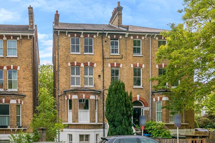 2 Bedroom Flat For Sale In Anerley Park Road, Anerley, London, SE20
