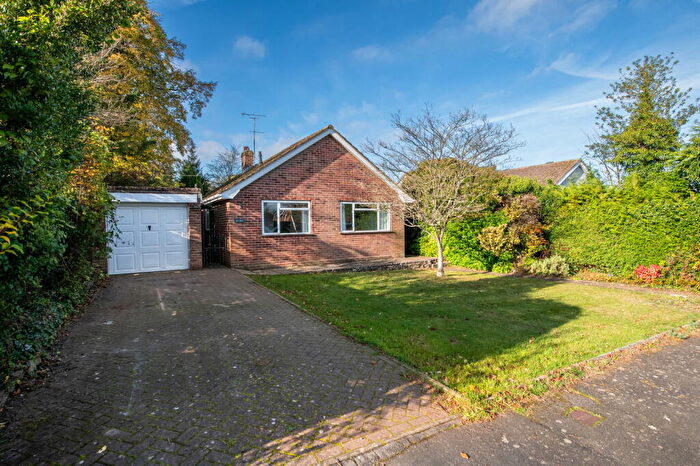 3 Bedroom Detached Bungalow For Sale In South Wonston, SO21
