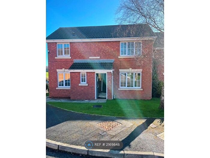 4 Bedroom Detached House To Rent In Windermere Drive, Bridlington, YO16