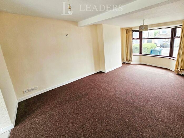 3 Bedroom Semi-Detached House To Rent In Chestnut Tree Avenue, Coventry, CV4