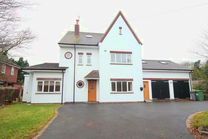 5 Bedroom Detached House To Rent In Stanley Avenue, Bebington, Wirral, CH63