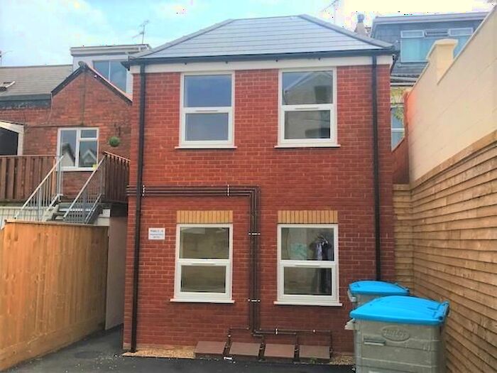 2 Bedroom Flat To Rent In Warwick Place, Christchurch Road, Bournemouth, BH7