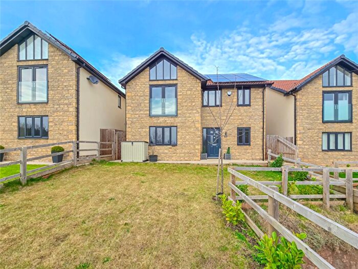 4 Bedroom Detached House For Sale In Church Road, Wick, Bristol, BS30