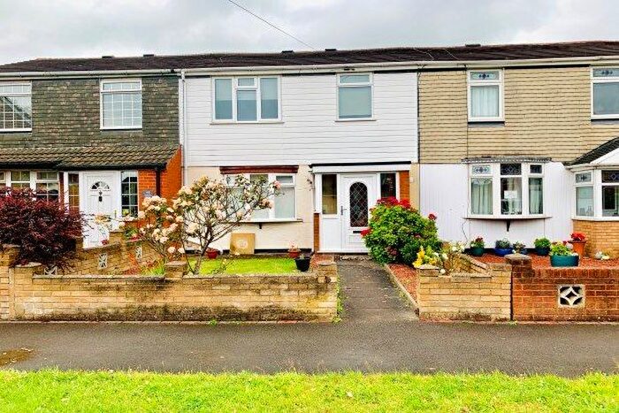 3 Bedroom Terraced House To Rent In Kempthorne Gardens, Walsall, WS3