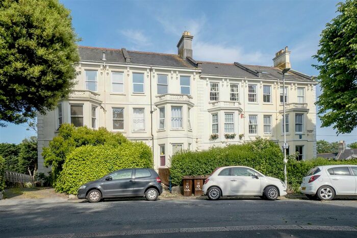 2 Bedroom Flat To Rent In Collingwood Villas, Stoke, Plymouth, PL1