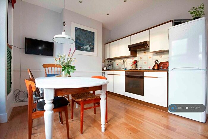 1 Bedroom Flat To Rent In Teesdale Street, London, E2