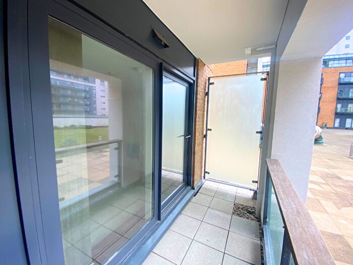 1 Bedroom Apartment To Rent In Ferry Court, Cardiff, CF11