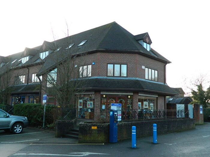 Property To Rent In Jengers Mead, Billingshurst, RH14